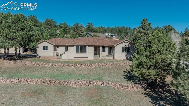 8332 Bannock Road, Larkspur, CO 80118