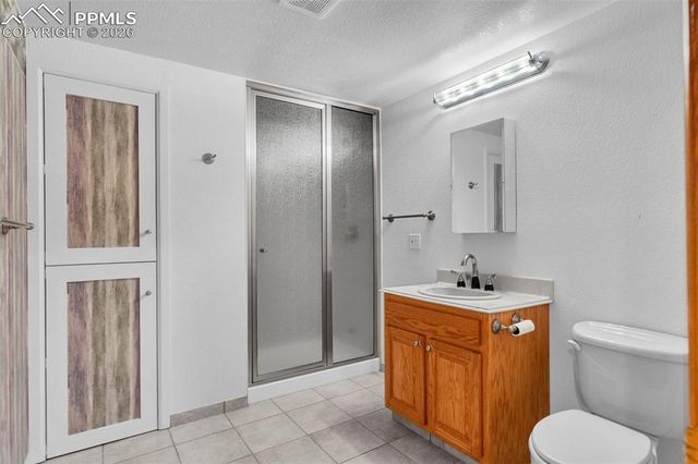 8332 Bannock Road, Larkspur, CO 80118