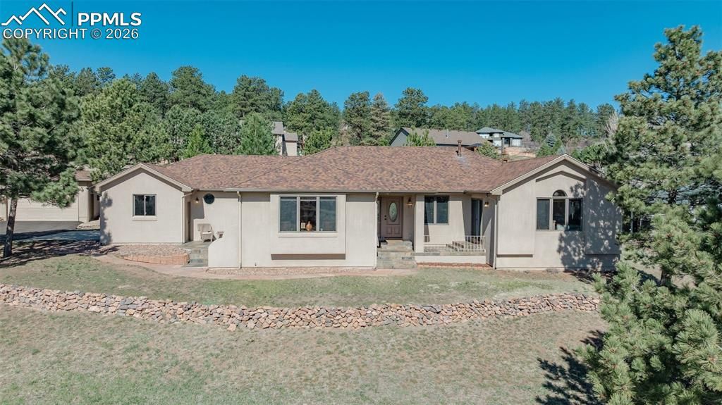 8332 Bannock Road, Larkspur, CO 80118