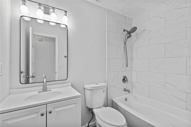 1897 Alcovy Trace Way, Lawrenceville, GA 30045