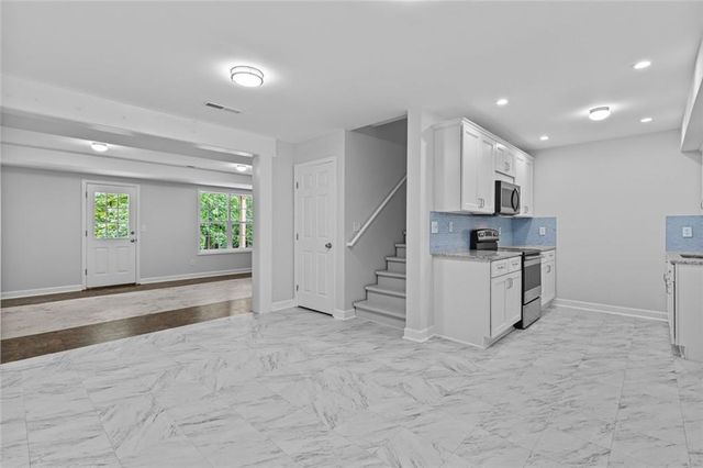 1897 Alcovy Trace Way, Lawrenceville, GA 30045