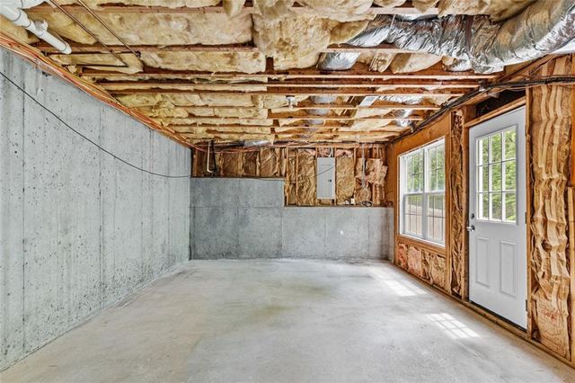 1897 Alcovy Trace Way, Lawrenceville, GA 30045