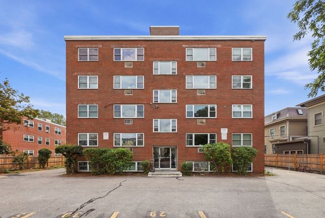 269 Harvard St 14, Cambridge, MA 02139