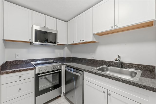 269 Harvard St 14, Cambridge, MA 02139