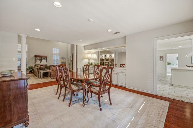 4000 W 5th Street, Fort Worth, TX 76107
