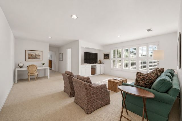 4000 W 5th Street, Fort Worth, TX 76107