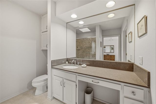 4000 W 5th Street, Fort Worth, TX 76107