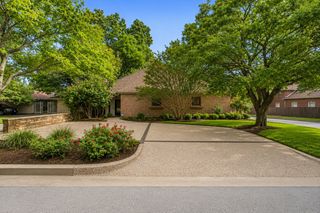 4000 W 5th Street, Fort Worth, TX 76107
