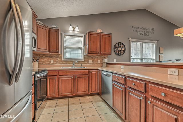 243 Sapling Grove Court, Bristol, VA 24201