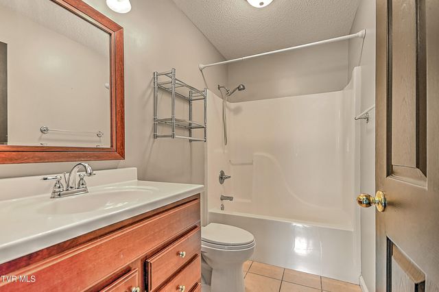 243 Sapling Grove Court, Bristol, VA 24201