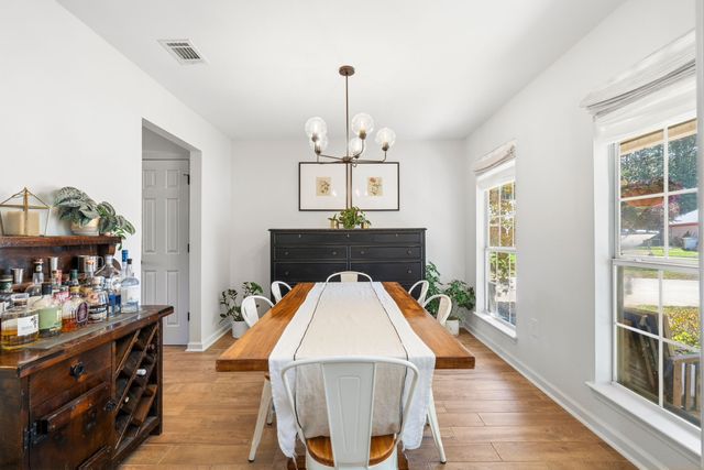 2204 Creekwood Court, Navarre, FL 32566