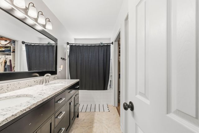 2204 Creekwood Court, Navarre, FL 32566