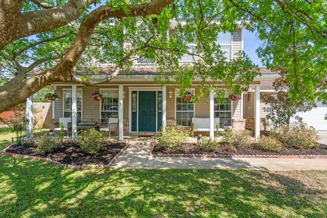 2204 Creekwood Court, Navarre, FL 32566