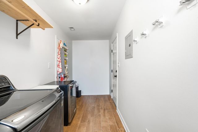 2204 Creekwood Court, Navarre, FL 32566