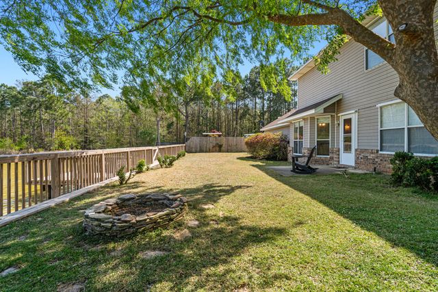 2204 Creekwood Court, Navarre, FL 32566