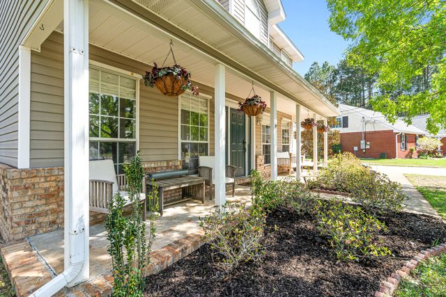 2204 Creekwood Court, Navarre, FL 32566