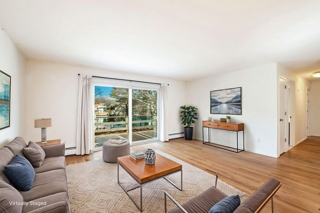 5 Rivers View Road, Waquoit, MA 02536