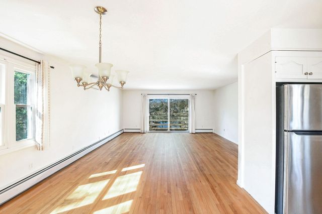 5 Rivers View Road, Waquoit, MA 02536