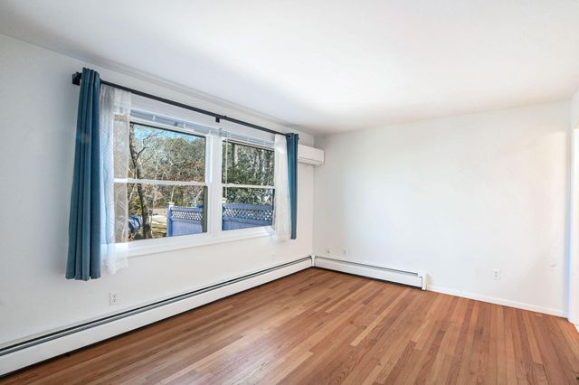 5 Rivers View Road, Waquoit, MA 02536