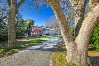 5 Rivers View Road, Waquoit, MA 02536