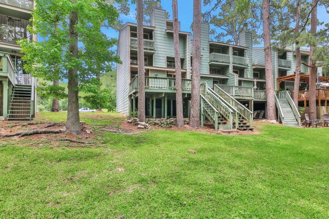 142 Villa Way, Coldspring, TX 77331