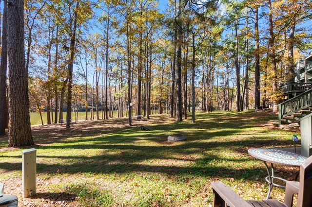 142 Villa Way, Coldspring, TX 77331