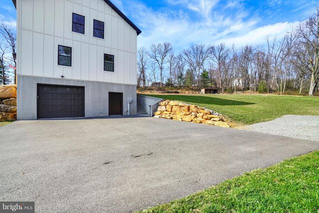 783 MILLERS SPRING RD, York, PA 17406