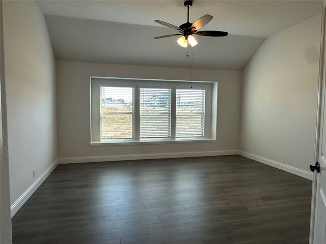 805 Twisted Leaf Lane, Little Elm, TX 76227