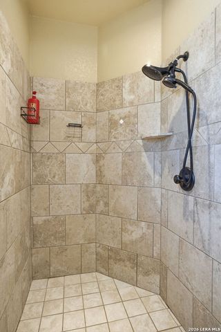 109 Bucks Ln, La Vernia, TX 78121