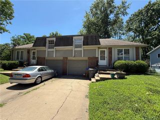 1903 E Lindenwood Circle, Olathe, KS 66062