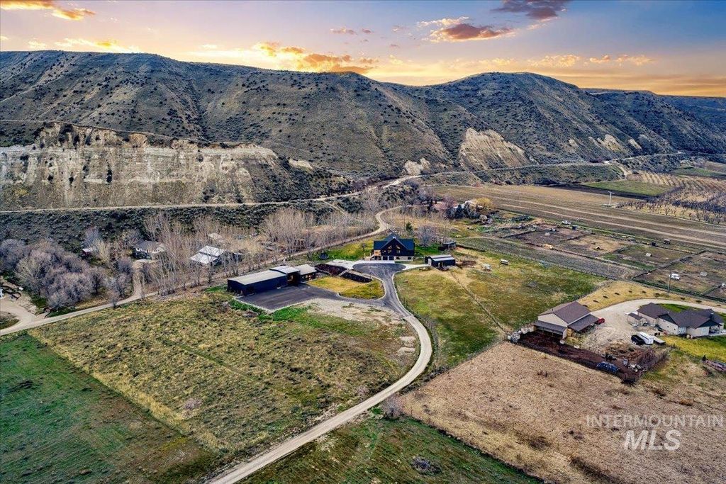 4575 Harvest Ln, Emmett, ID 83617 photo 3