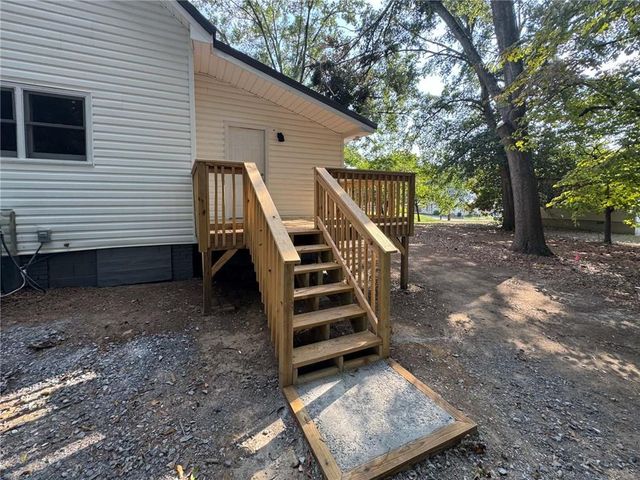 806 Fairview Road, Rockmart, GA 30153
