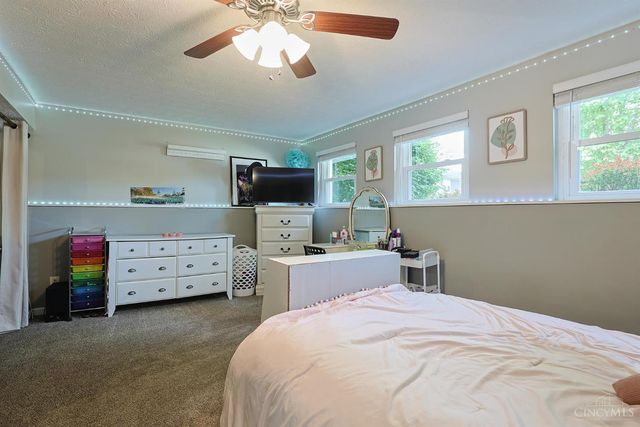 158 Country View Drive, Harrison, OH 45030