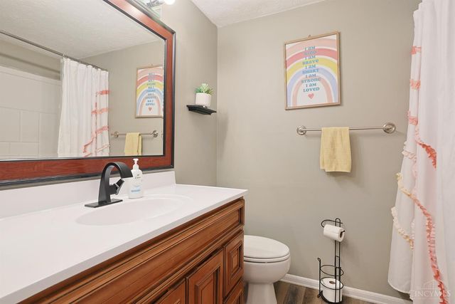 158 Country View Drive, Harrison, OH 45030