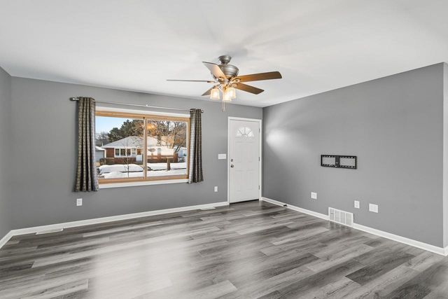 6178 S Cory Avenue, Cudahy, WI 53110