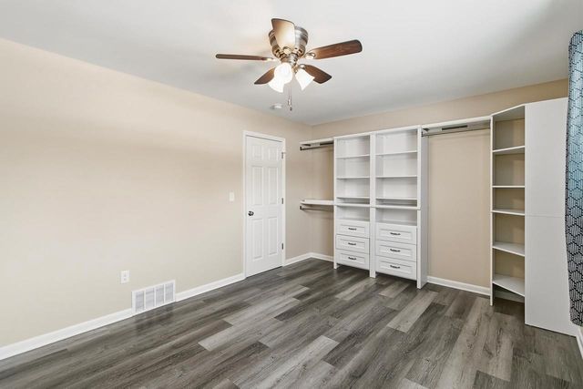 6178 S Cory Avenue, Cudahy, WI 53110