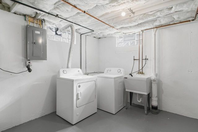 6178 S Cory Avenue, Cudahy, WI 53110