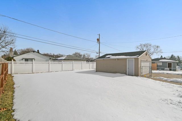 6178 S Cory Avenue, Cudahy, WI 53110