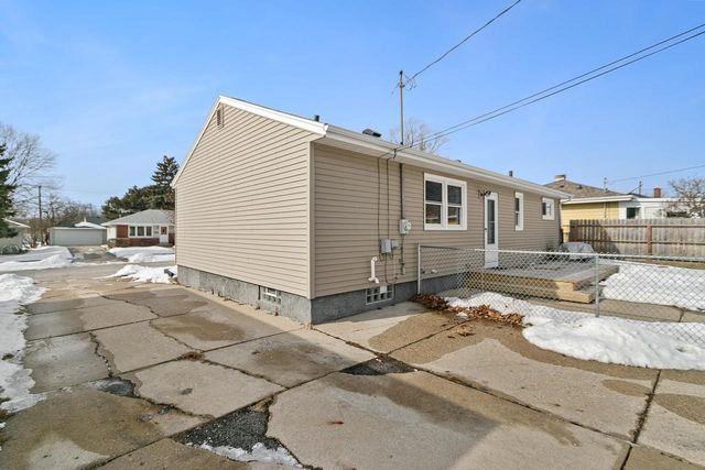 6178 S Cory Avenue, Cudahy, WI 53110