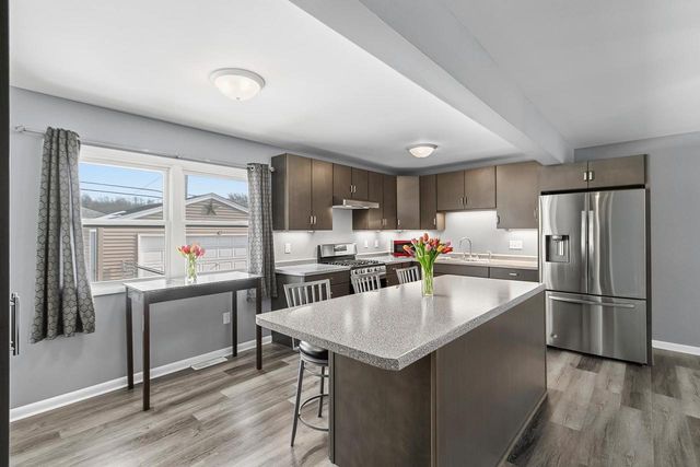 6178 S Cory Avenue, Cudahy, WI 53110