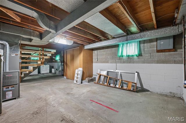 630 Bell Avenue, Webster Groves, MO 63119
