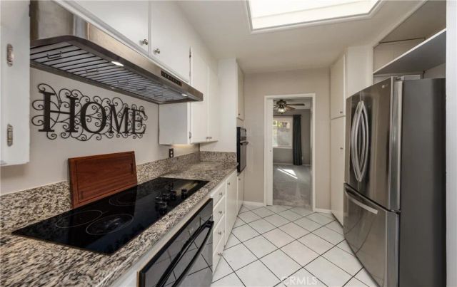 181 Fisher Court, Calimesa, CA 92320