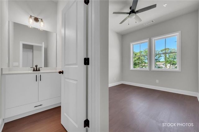 1058 Homestead Way Street, Dacula, GA 30019