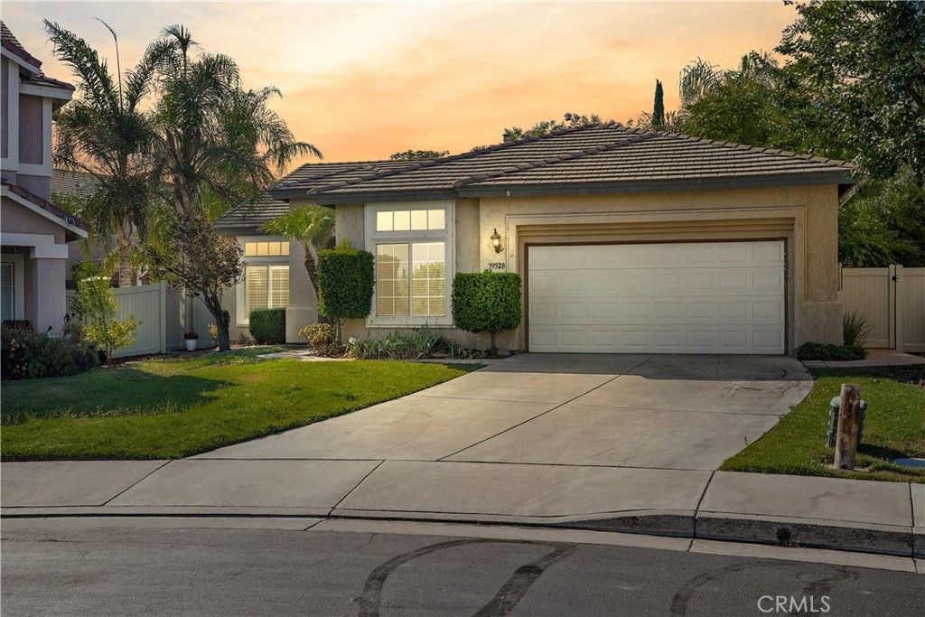 39528 Montebello Way, Murrieta, CA 92563 — exterior