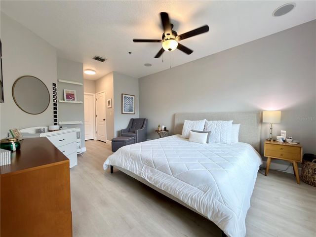 4865 CYPRESS WOODS DRIVE 2302, Orlando, FL 32811