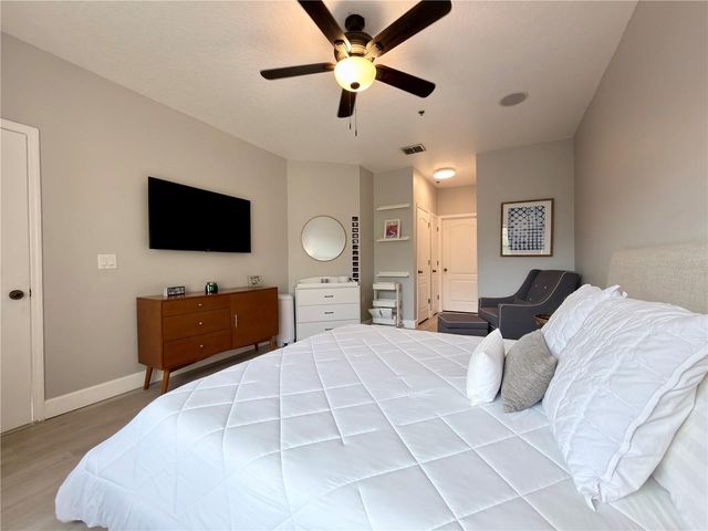 4865 CYPRESS WOODS DRIVE 2302, Orlando, FL 32811