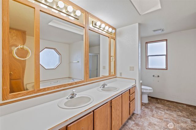 16487 Road 3 NW, Quincy, WA 98848