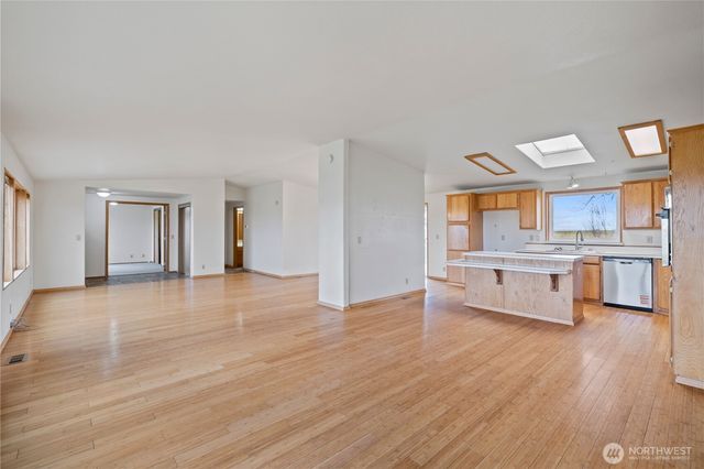 16487 Road 3 NW, Quincy, WA 98848