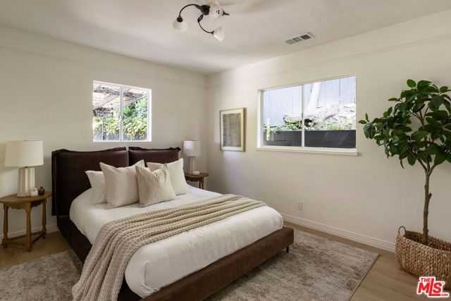 1432 El Paso Drive, Los Angeles, CA 90065
