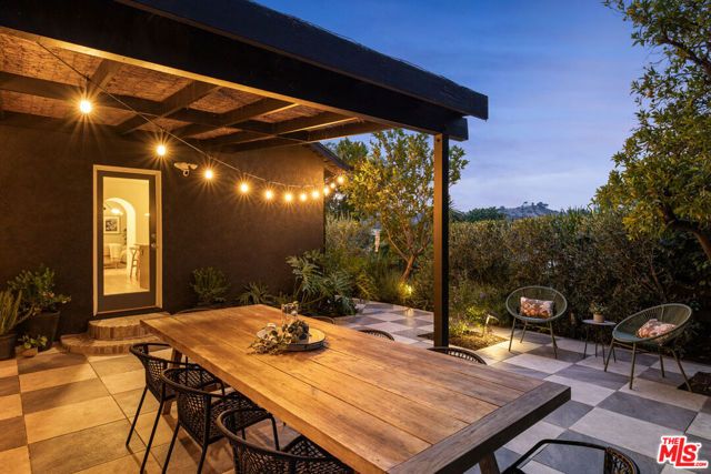 1432 El Paso Drive, Los Angeles, CA 90065